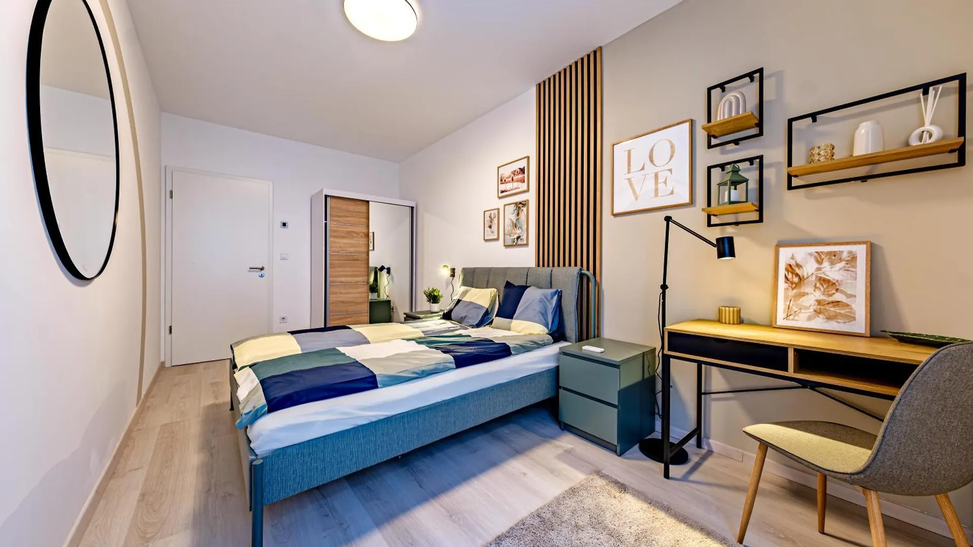 Design Apartment Near City Park With Free Parking Будапешт